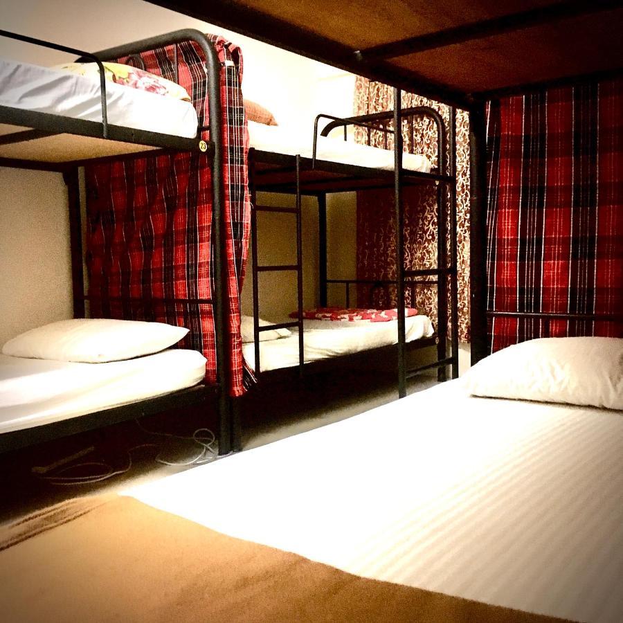 Monkey Mansion Hostel กัวลาลัมเปอร์ ภายนอก รูปภาพ